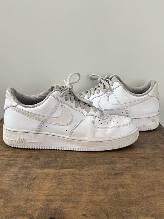 Nike Air Force 1 Low White Leather Sneakers Classic AF1 Size 10 main image 4